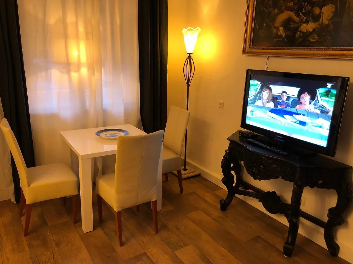 Apartment Fur Oktoberfest München 0*,  Duitsland